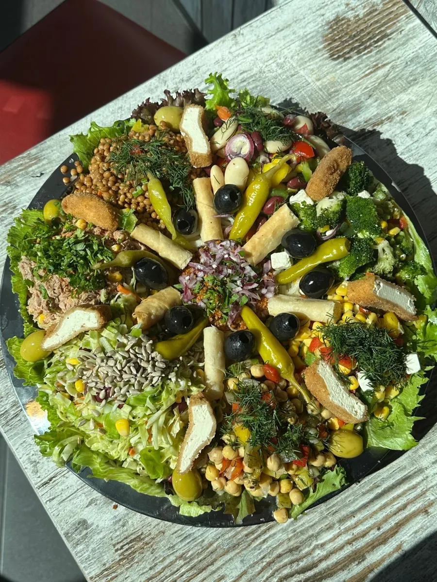 Salatplatte